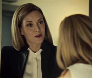 Celebrity Lesbian Tatiana Maslany, Ksenia Solo - Orphan Black s03e07 (2015)