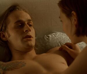 Celebrity sex scene | Christiane Paul & Andrea Sawatzki - Das Leben Ist Eine Baustelle (1997)