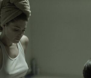 Sex video Ashley Greene, Eve Harlow, Zibby Allen - Rogue S04E03 (2017) 