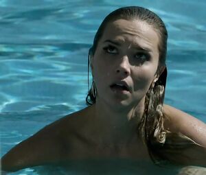 Arielle Kebbel naked – The After s01e01 (2014)