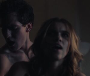 Sexy Kathryn Hahn, Gabrielle Hespe, Tania Khalill, Katie Kershaw nude - Mrs. Fletcher s01e02 (2019)