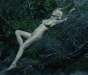 Kirsten Dunst breaks into viewers' hearts with naked boobs in nude scenes from Melancholia