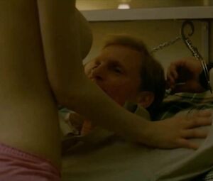 Alexandra Daddario welcomes BDSM lover and handcuffs him before bonking in True Detective