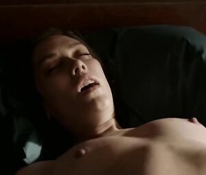 Libidinous celebrities Mishel Prada and Michelle Badillo bonk in TV series Vida