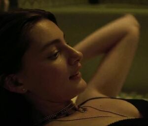 Sex moment of Kaitlyn Dever nude and Diana Silvers nude kissing and getting naked