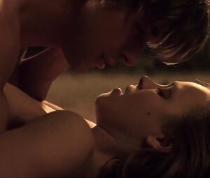 Rachel McAdams nude - The Notebook (2004)