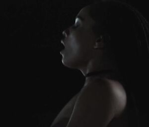 Zoe Kravitz, Zoey Deutch - Vincent N Roxxy (2016)