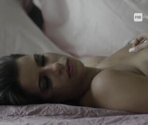 Maria Bopp Nude - Me Chama De Bruna s02e05 (2017)