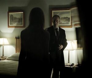 Helen Kennedy Nude, Melissa George (nn) - Hunted (2012) s1e1