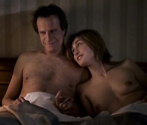 Julie Gayet Nude - Le lievre de Vatanen (2006)