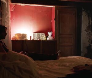 Lola Creton nude - Devoilees (2018)